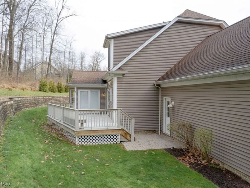 8096 Long Forest Drive, Brecksville, OH 44141 Photo 8