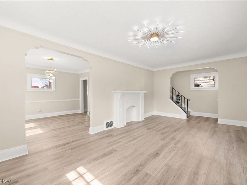 3970 Victory Boulevard, Cleveland, OH 44111 Photo 12