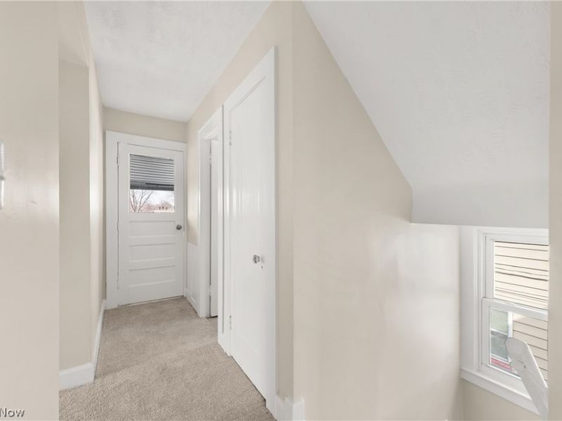 3970 Victory Boulevard, Cleveland, OH 44111 Photo 33