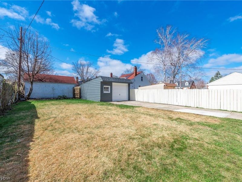 3970 Victory Boulevard, Cleveland, OH 44111 Photo 37