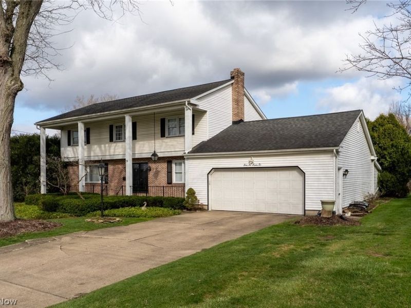 6686 Appleridge Drive, Boardman, OH 44512 Photo 2