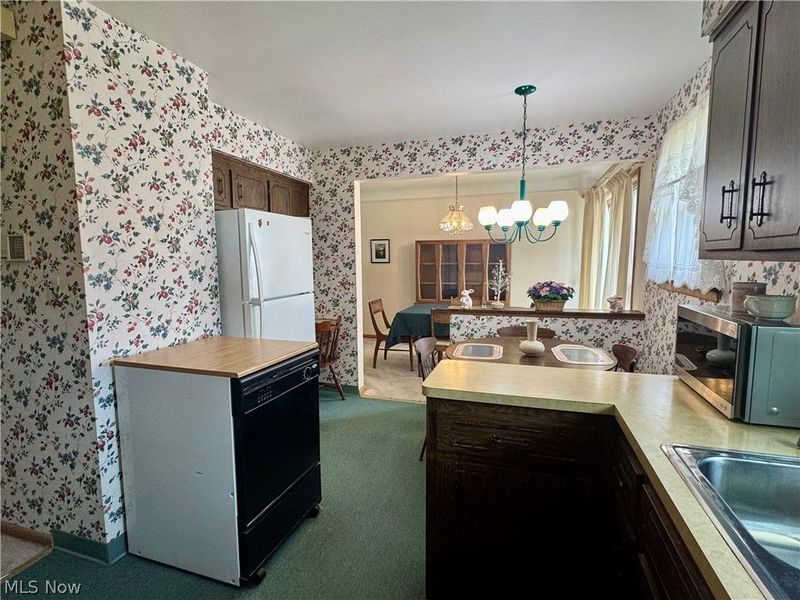 6916 Tobik Trail, Parma Heights, OH 44130 Photo 13