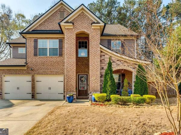 6700 Oak Hill Place, Fairburn, GA 30213
