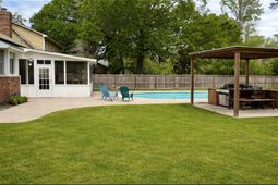 5 Dunvegan Drive photo 4