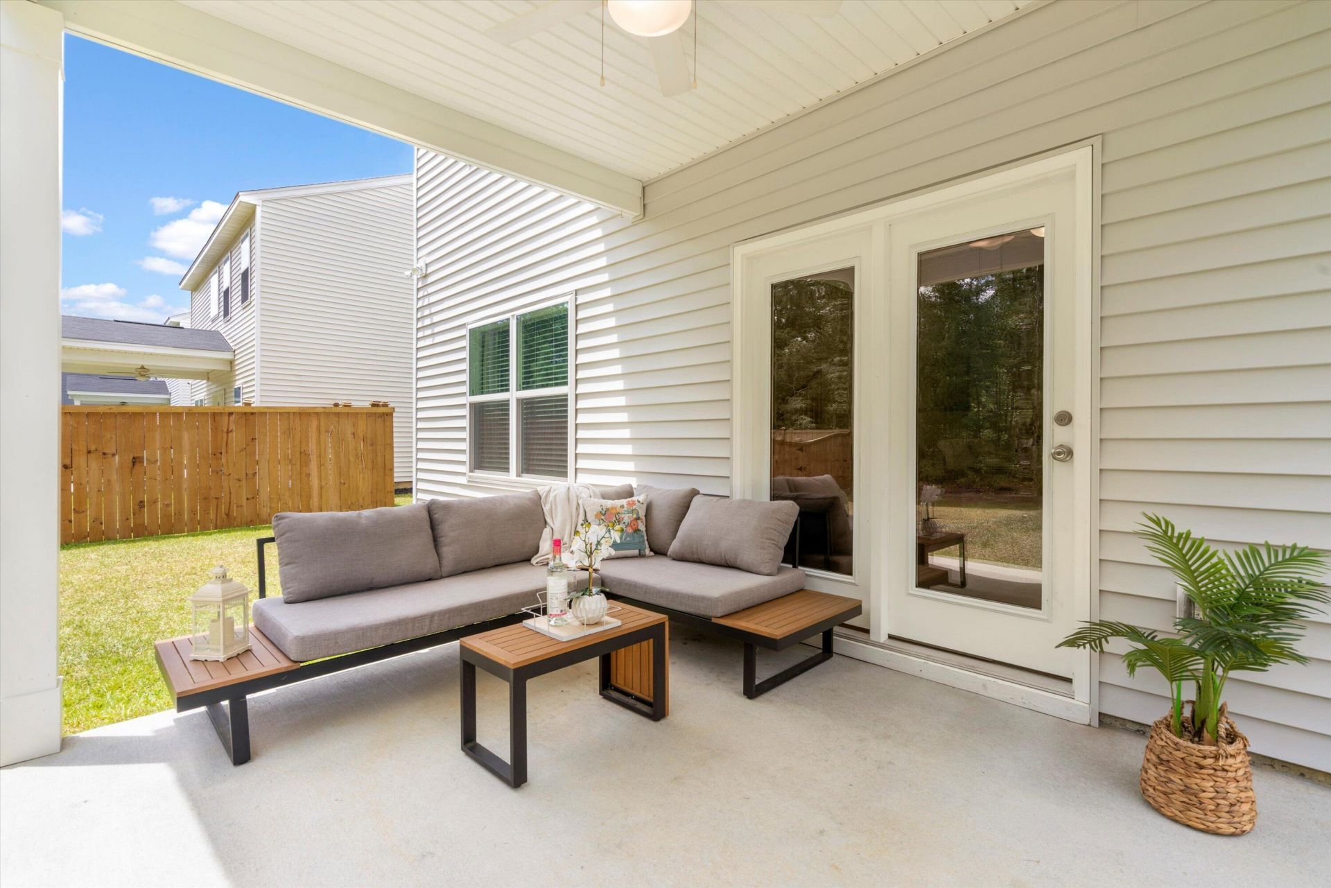 300 Torslanda Lane Photo 15