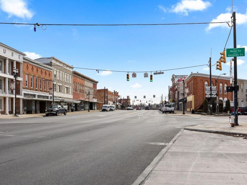 111 W Main Street, Bellevue, OH 44811 Photo 4