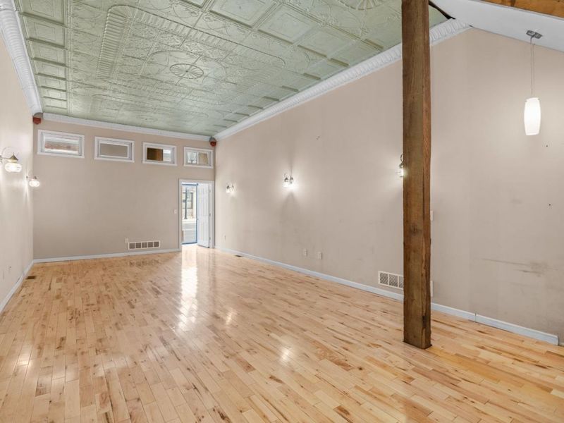 111 W Main Street, Bellevue, OH 44811 Photo 8