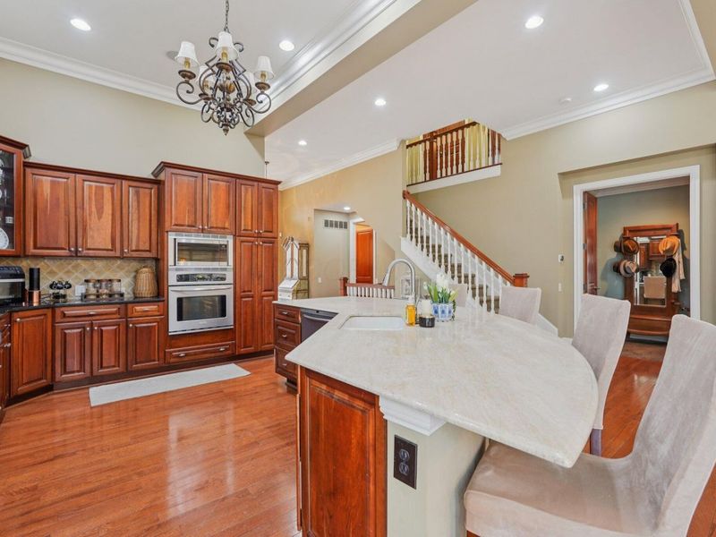 3848 Stonewater Drive, Columbus, OH 43221 Photo 16