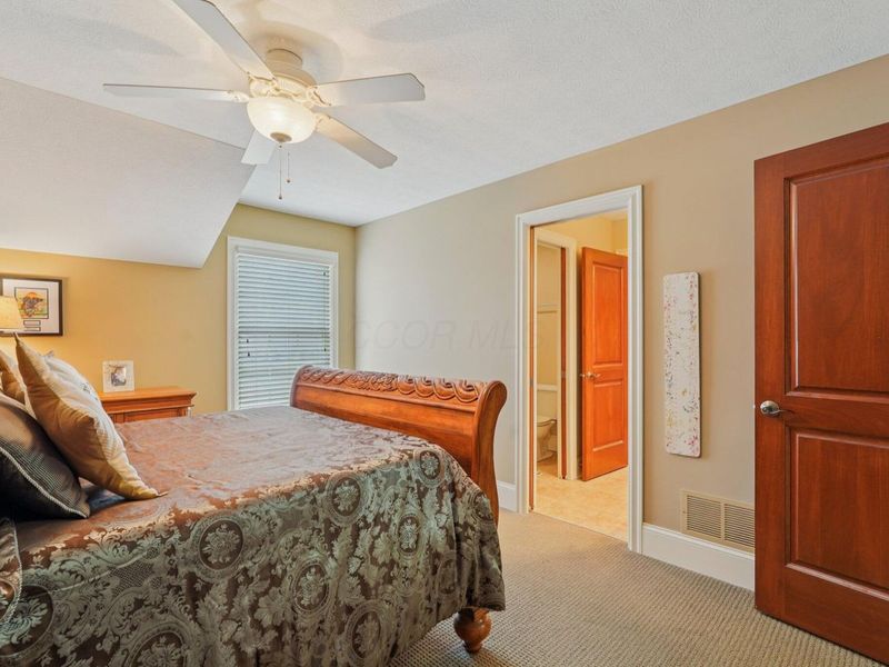 3848 Stonewater Drive, Columbus, OH 43221 Photo 27