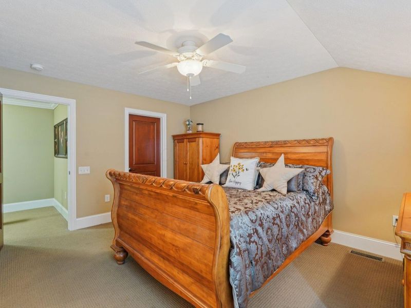 3848 Stonewater Drive, Columbus, OH 43221 Photo 28