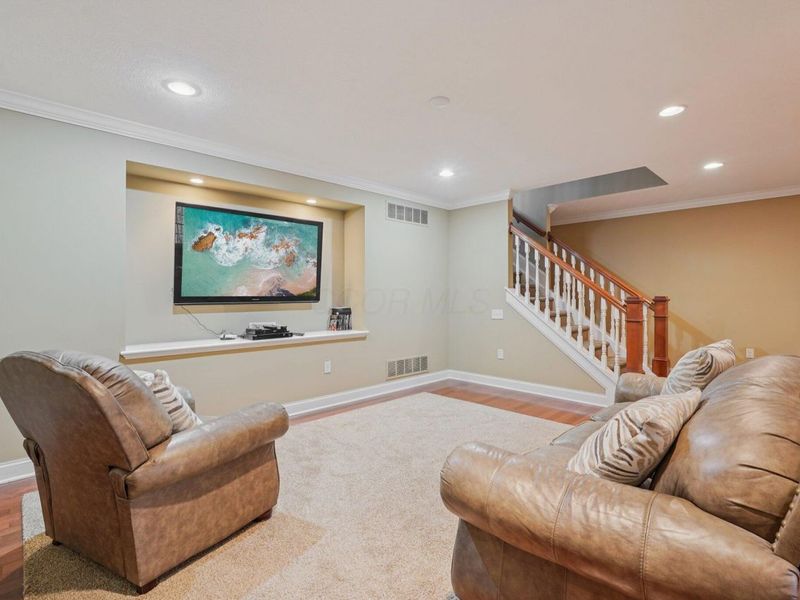 3848 Stonewater Drive, Columbus, OH 43221 Photo 35