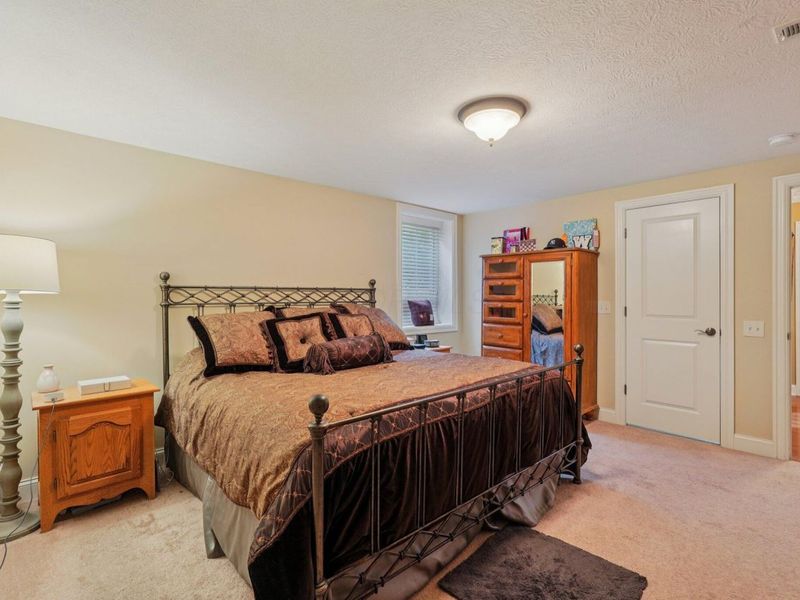 3848 Stonewater Drive, Columbus, OH 43221 Photo 41