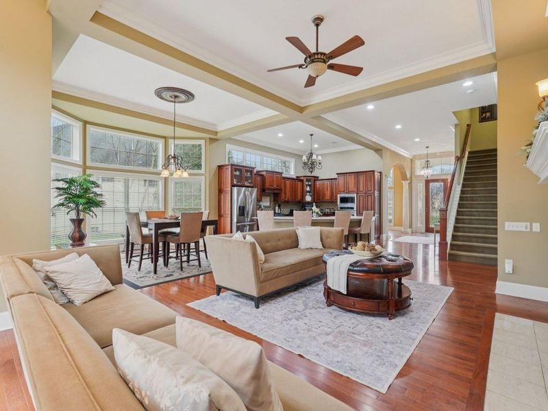 3848 Stonewater Drive, Columbus, OH 43221 Photo 7