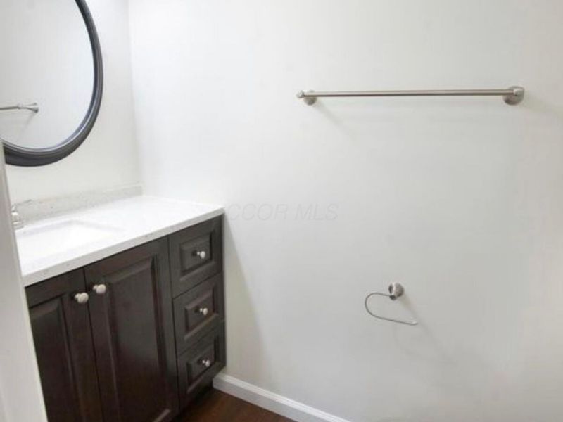 3795 Heatherglen Drive , Columbus, OH 43221 Photo 12