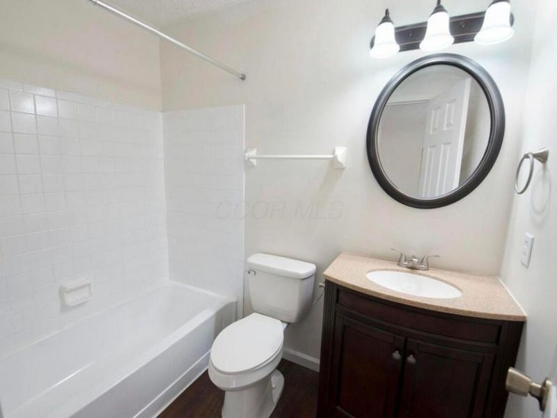 3795 Heatherglen Drive , Columbus, OH 43221 Photo 13