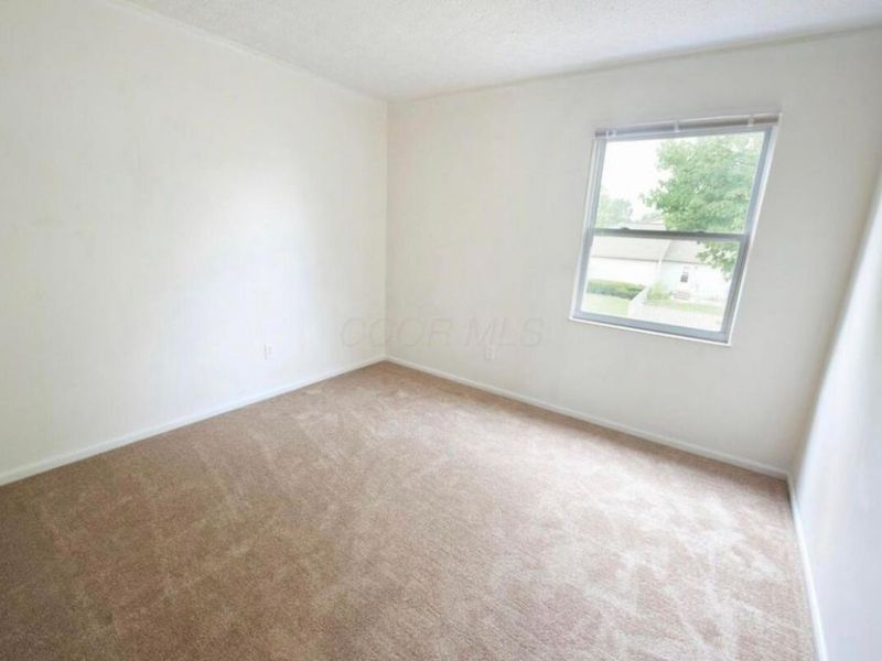 3795 Heatherglen Drive , Columbus, OH 43221 Photo 16