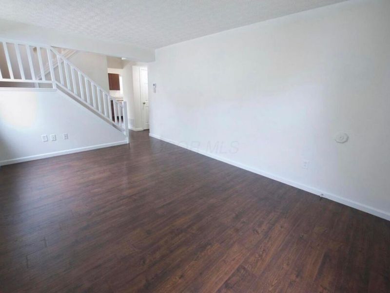 3795 Heatherglen Drive , Columbus, OH 43221 Photo 5