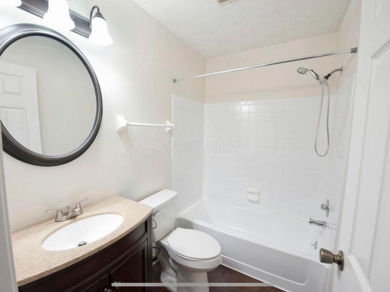 3797 Heatherglen Drive , Columbus, OH 43221 Photo 10