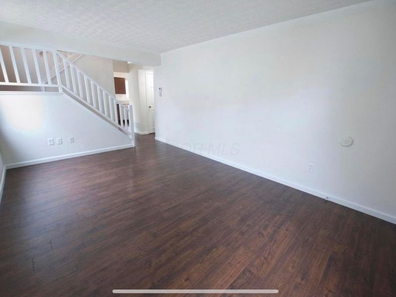 3797 Heatherglen Drive , Columbus, OH 43221 Photo 2