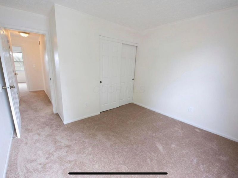 3797 Heatherglen Drive , Columbus, OH 43221 Photo 7