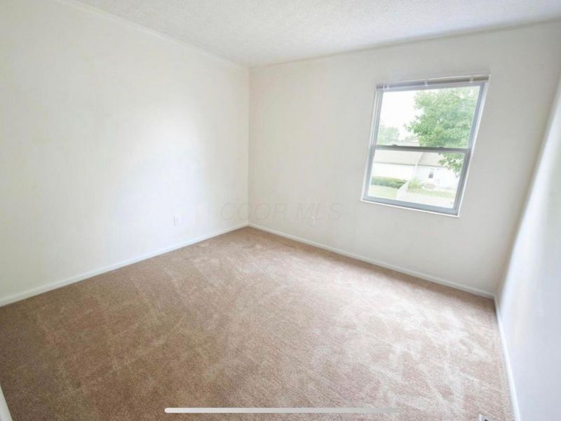 3797 Heatherglen Drive , Columbus, OH 43221 Photo 8