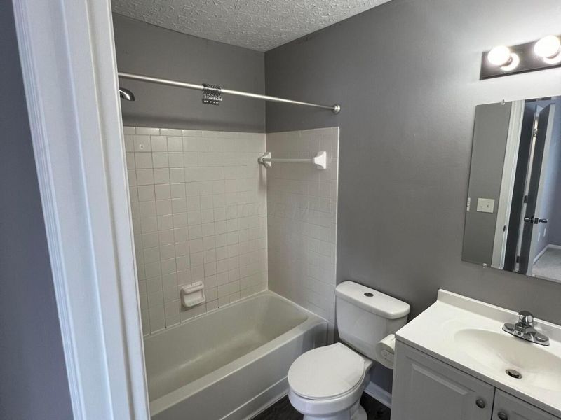 3863 Heatherglen Drive , Unit 3863-3865, Columbus, OH 43221 Photo 15