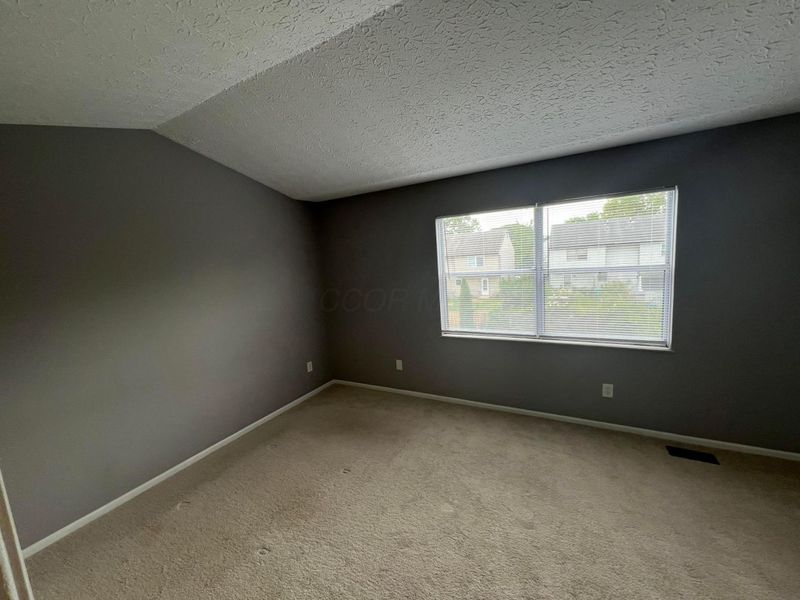 3863 Heatherglen Drive , Unit 3863-3865, Columbus, OH 43221 Photo 19