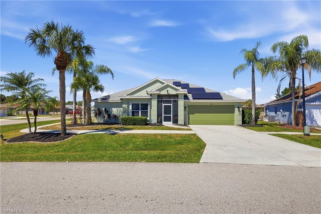 1501 Honor Ct, Lehigh Acres, FL 33971 Photo