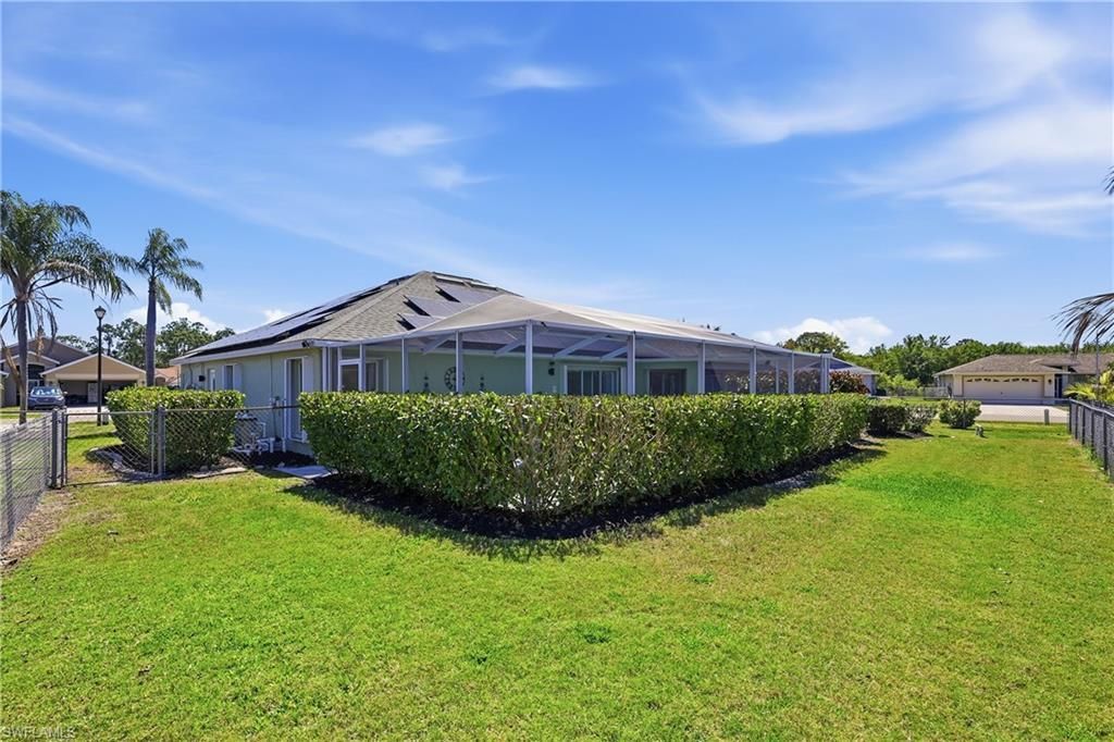 1501 Honor Ct, Lehigh Acres, FL 33971 Photo