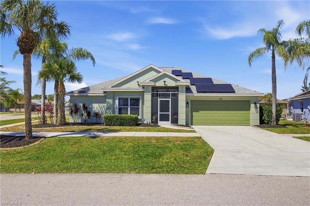 1501 Honor Ct, Lehigh Acres, FL 33971 Photo