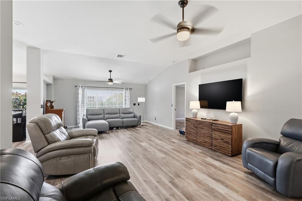 1501 Honor Ct, Lehigh Acres, FL 33971 Photo