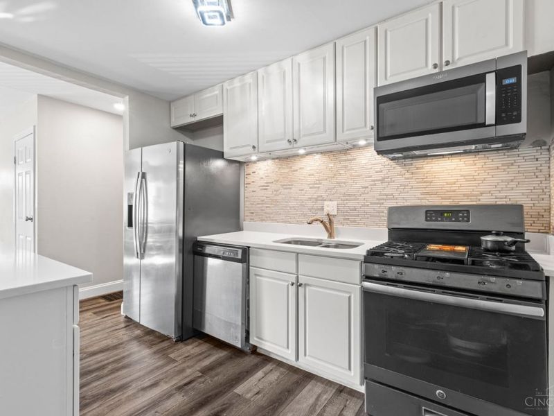 8881 Ebro Court, Springfield Twp., OH 45231 Photo 14