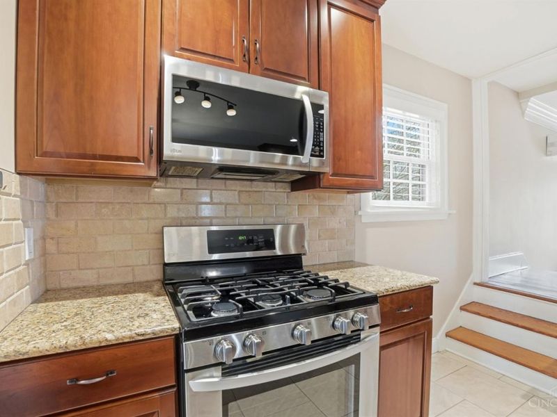 1253 Herschel Avenue, Cincinnati, OH 45208 Photo 16