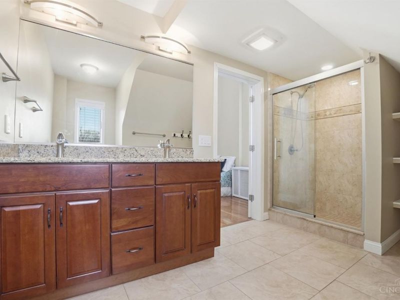 1253 Herschel Avenue, Cincinnati, OH 45208 Photo 25