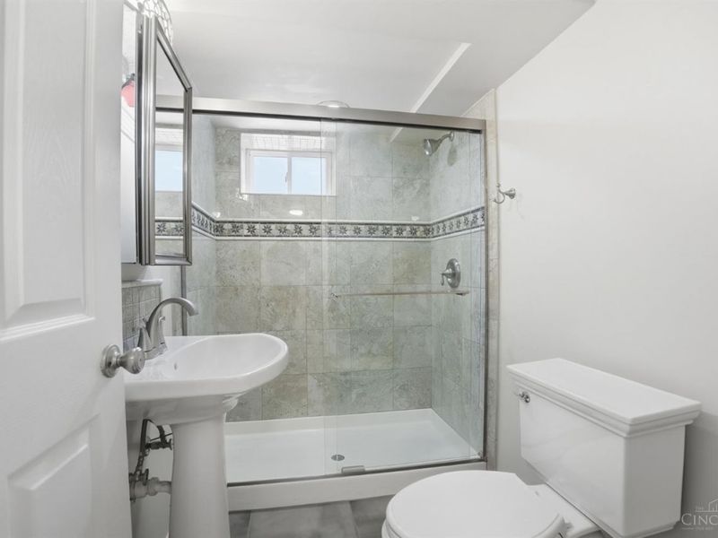 1253 Herschel Avenue, Cincinnati, OH 45208 Photo 39