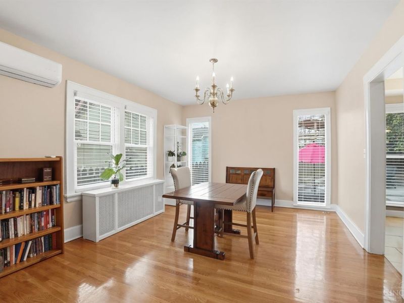 1253 Herschel Avenue, Cincinnati, OH 45208 Photo 9