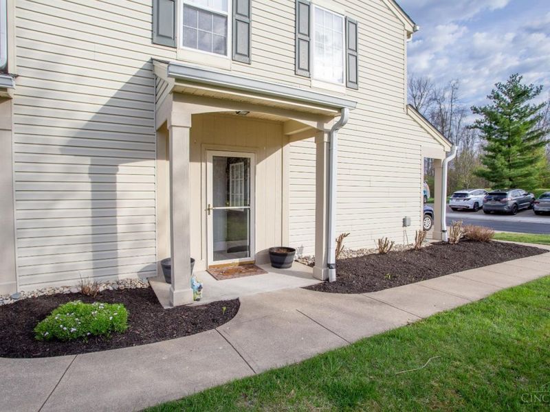 114 Tall Trees Drive, Unit 13B, Batavia Twp, OH 45102 Photo 1