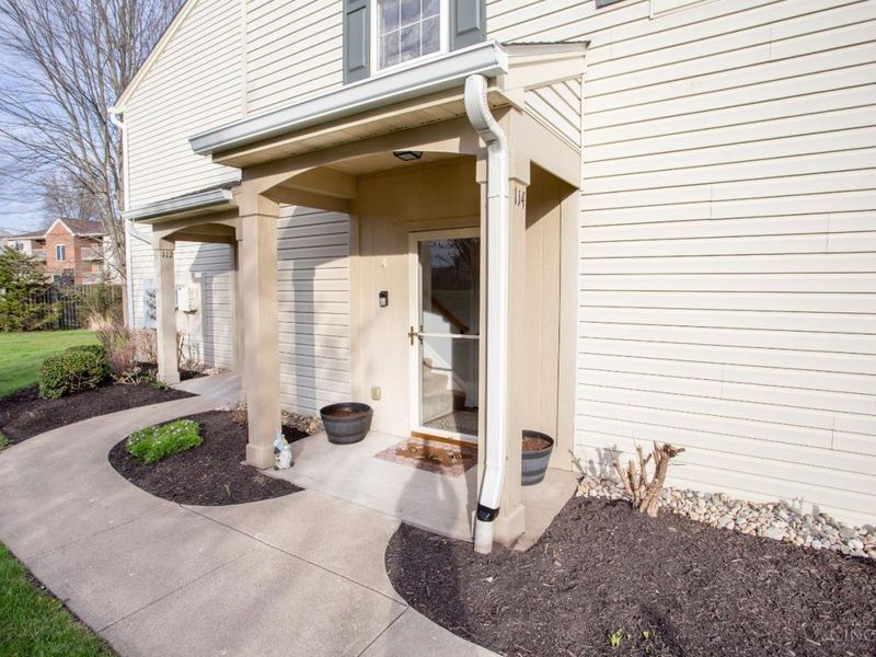 114 Tall Trees Drive, Unit 13B, Batavia Twp, OH 45102 Photo 3