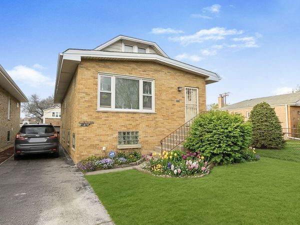 2844 N Narragansett Avenue , Chicago, IL 60634