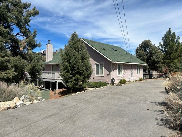 15425 Live Oak, Pine Mountain Club, CA 93222