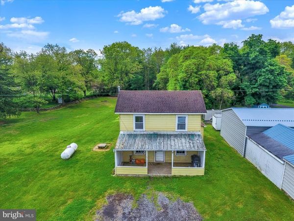 4924 TREHER ROAD, FAYETTEVILLE, PA 17222