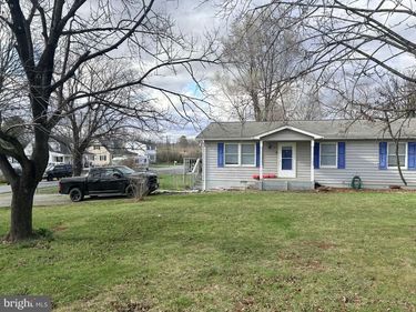 104 AIKEN LANE , CLEAR BROOK, VA 22624