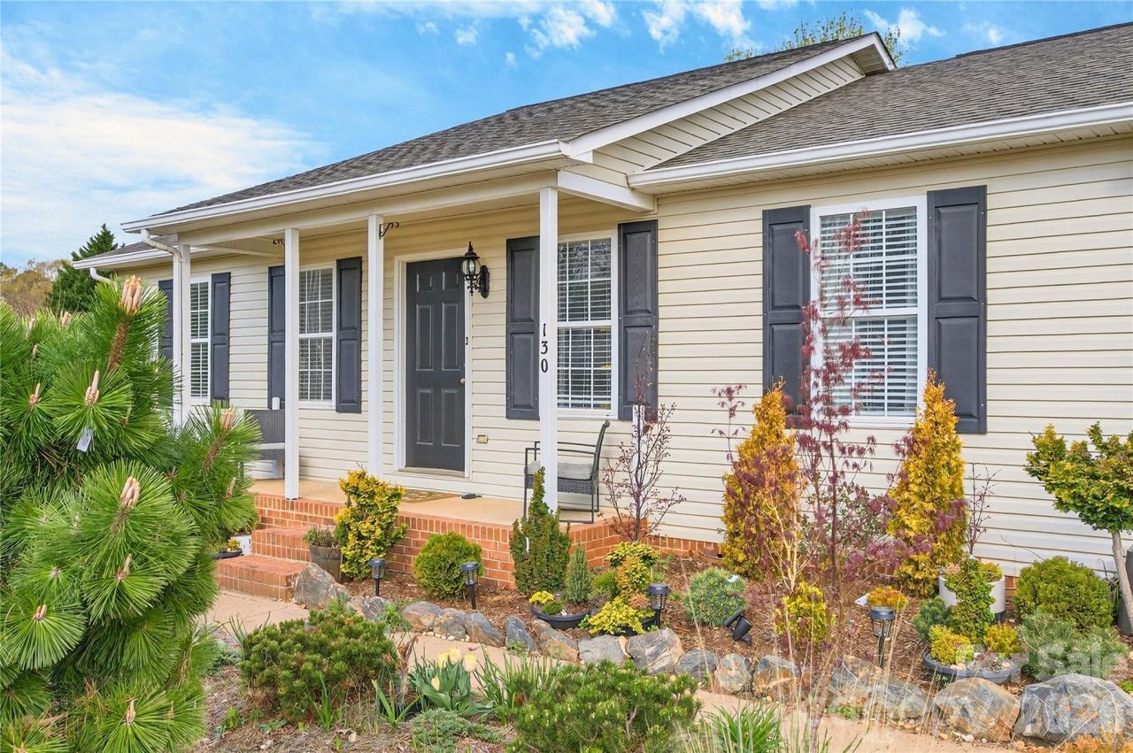 130 State Park Road, Troutman, NC 28166 Main Photo