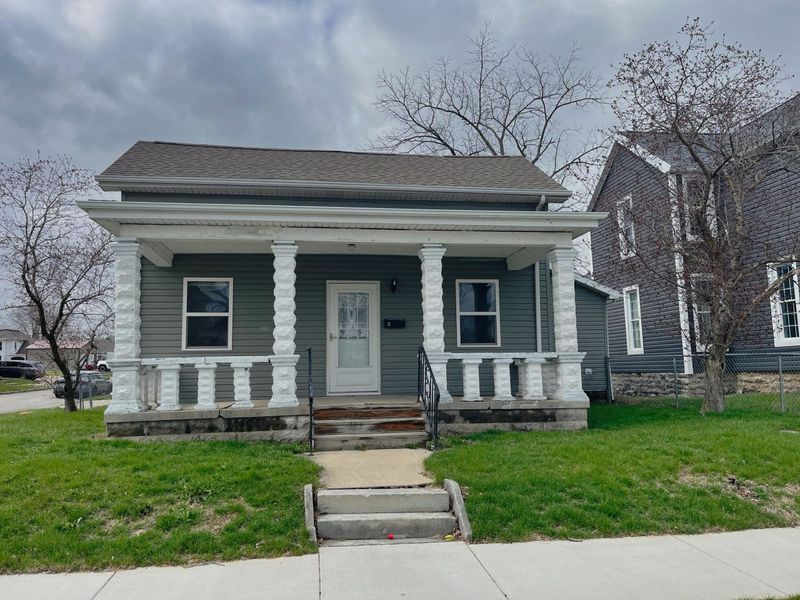 11 S Water Street, Wapakoneta, OH 45895 Photo 1