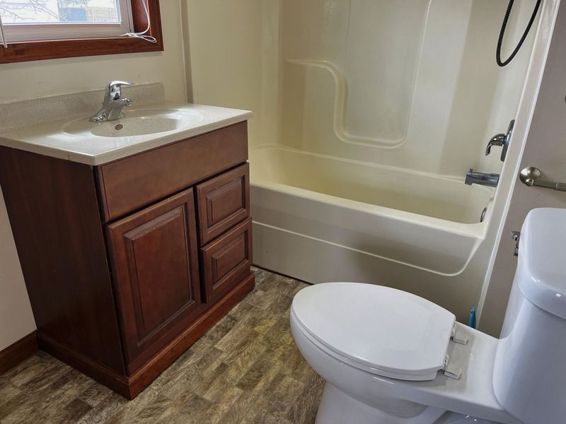 11 S Water Street, Wapakoneta, OH 45895 Photo 21