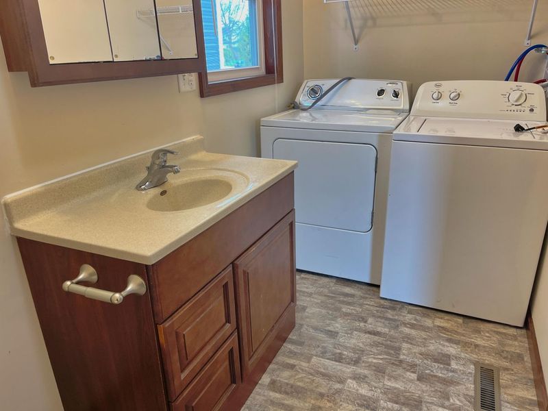 11 S Water Street, Wapakoneta, OH 45895 Photo 41