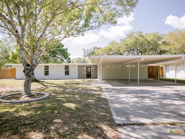 2807 Bluebonnet Street , Victoria, TX 77901