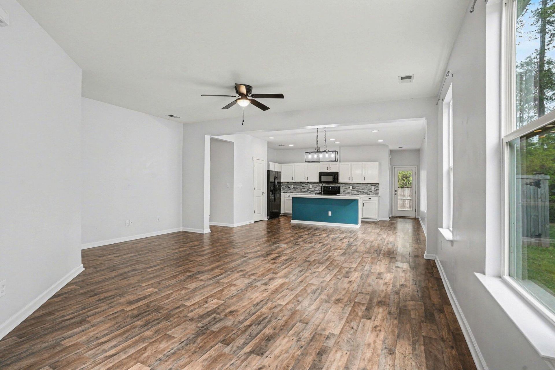 265 Oglethorpe Circle Photo 5