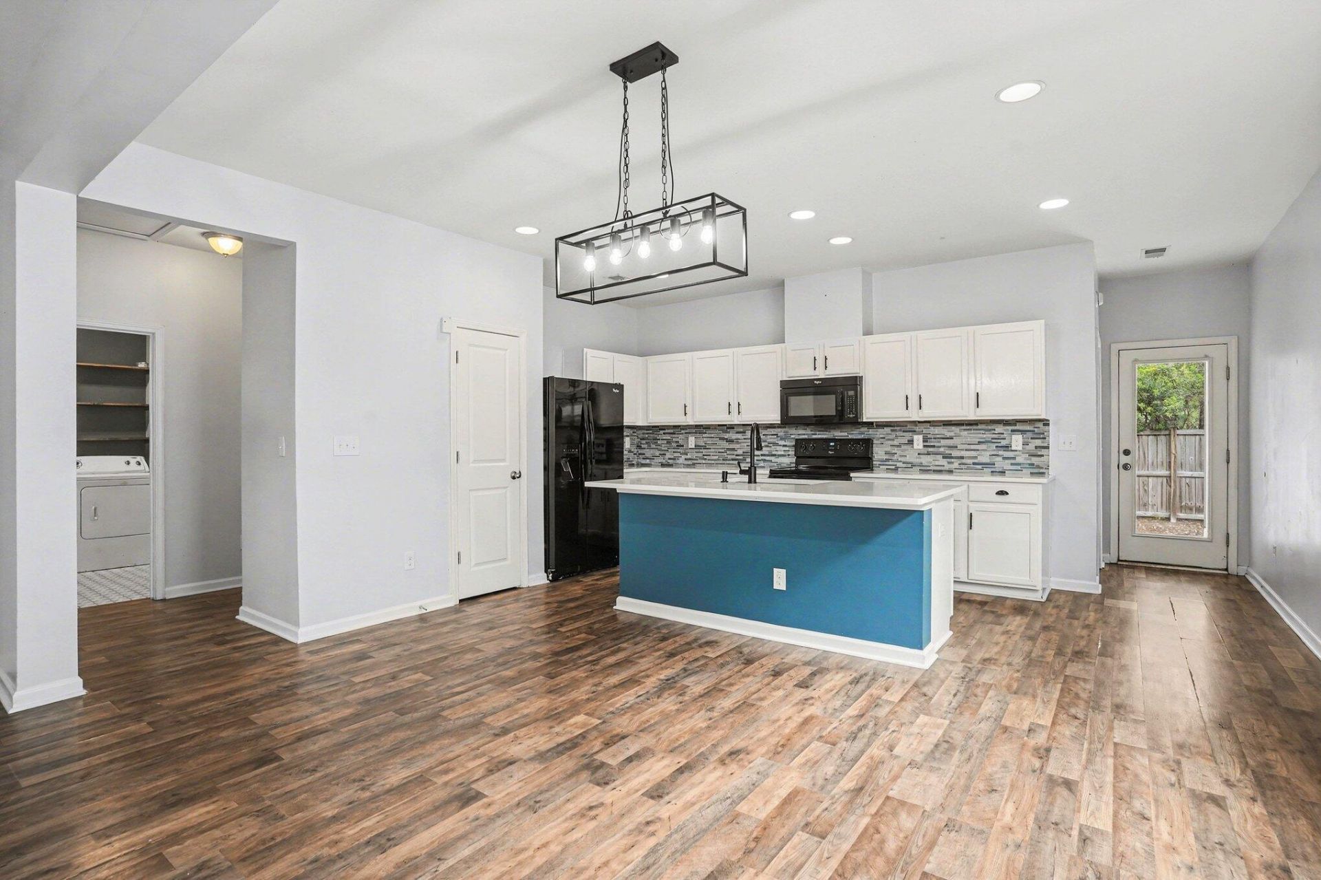 265 Oglethorpe Circle Photo 5