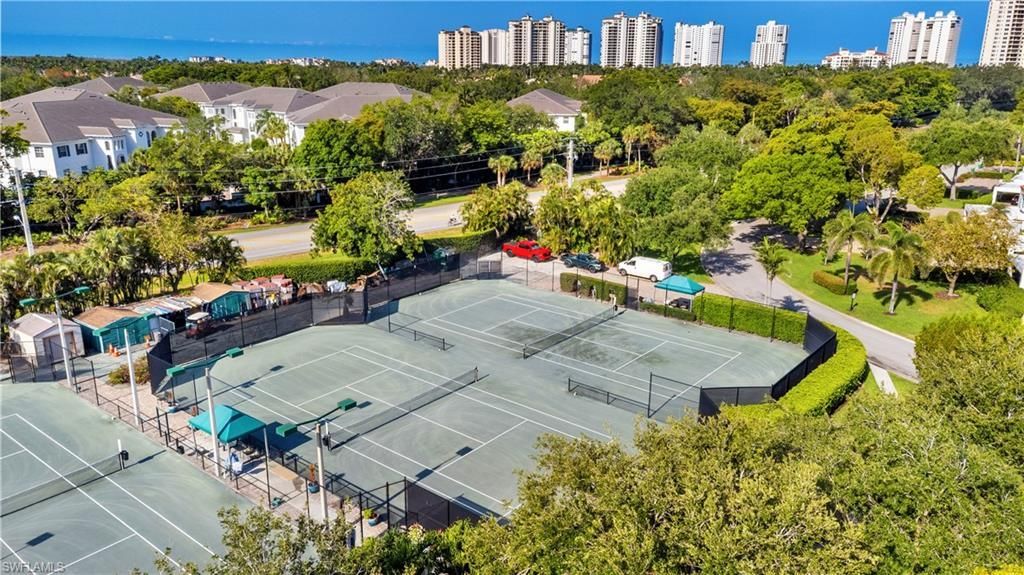 565 Beachwalk Cir, Unit T-102, Naples, FL 34108 Photo